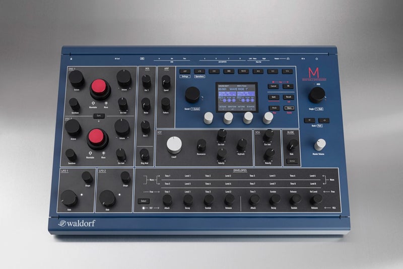 Waldorf M - Wavetable synthesizer desktop module Carousel 1