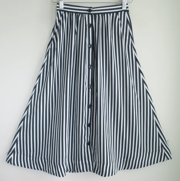 H&M *Wardrobe Essential Midnight Navy Stripes Midi Flare Hem Skirt W Pockets* 6 Carousel 1