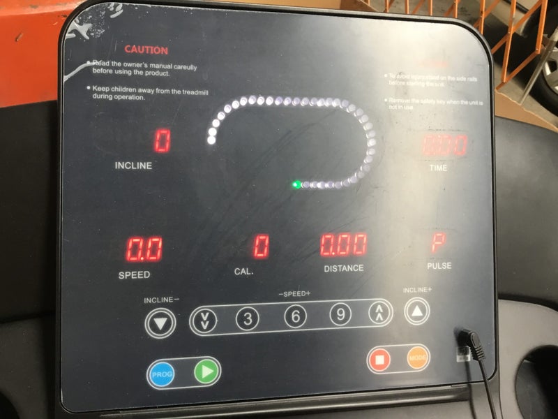 TREADMILL-FAMOUS RAPTOR R4 Carousel 6