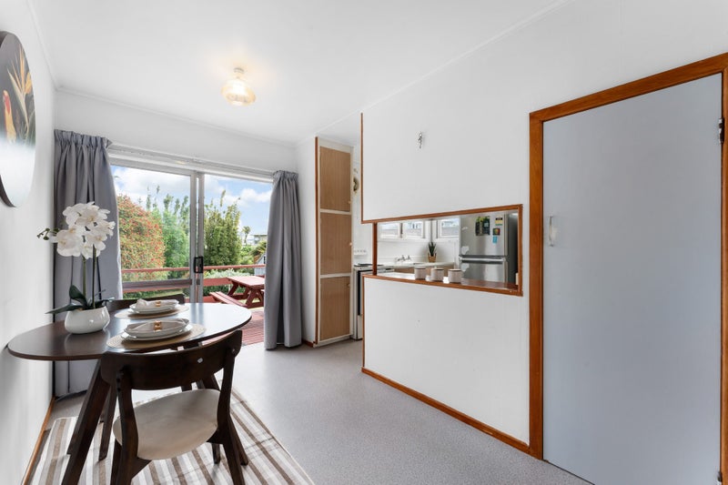 Charming Home on a Generous 1123sqm Section64316271848451113