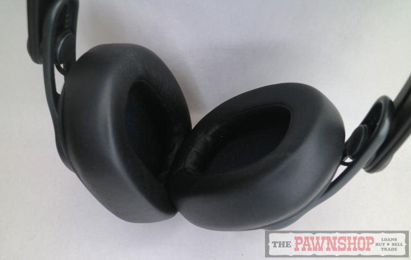 AKG Over-Ear Closed-back Foldable Studio Headphones Carousel 5