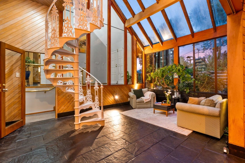 80s Opulence, Peninsula Paradise64239083817857112