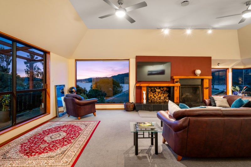 80s Opulence, Peninsula Paradise64239083817857114