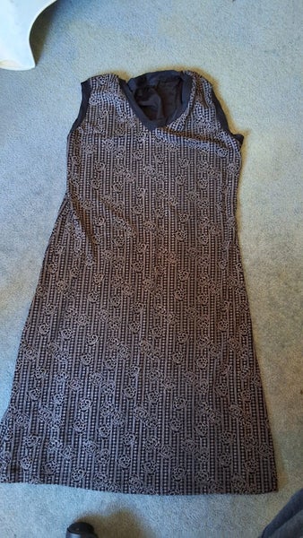 size 10 x 5 items as photos +1 mystery piece from unlisted stock same quality Carousel 5