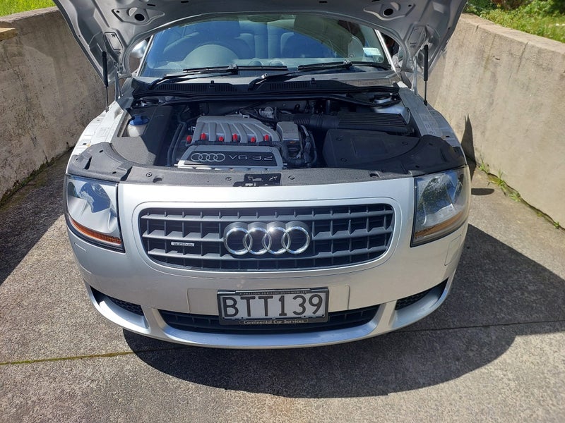 2004 Audi TT Quattro64240274056322111