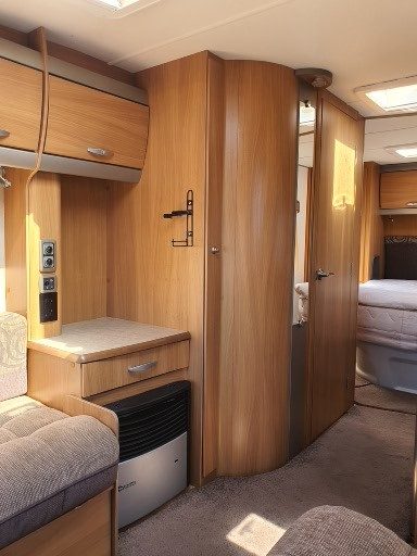Swift 2010 4 Berth ISLAND BED64612021669121113