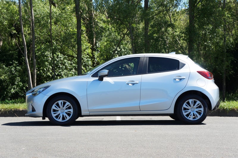 2017 Mazda Demio 13s64240603307011114