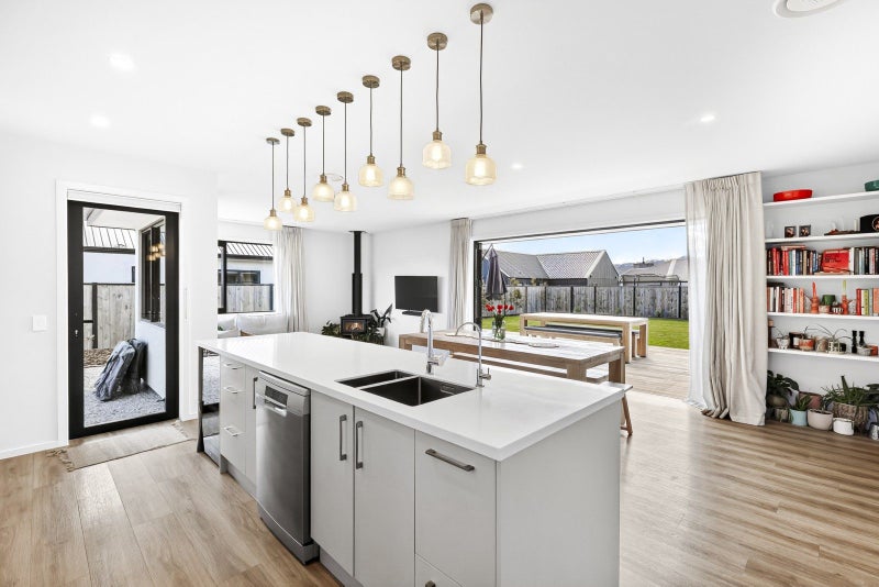 Designed for living, inside and out64318109702145114