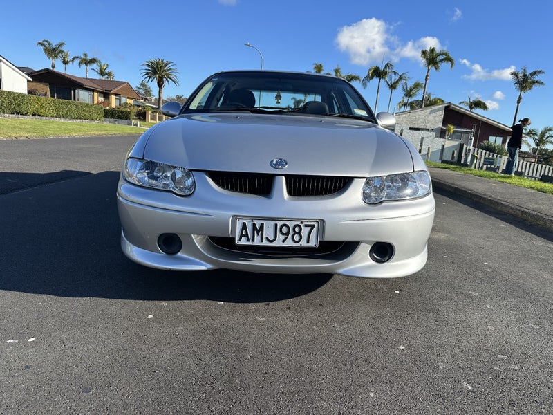 2002 Holden Commodore S V664241123533187111