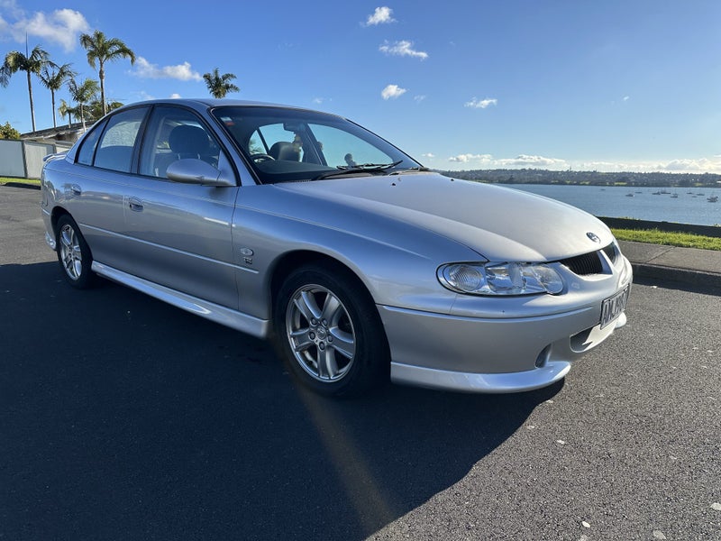 2002 Holden Commodore S V664241123533187112