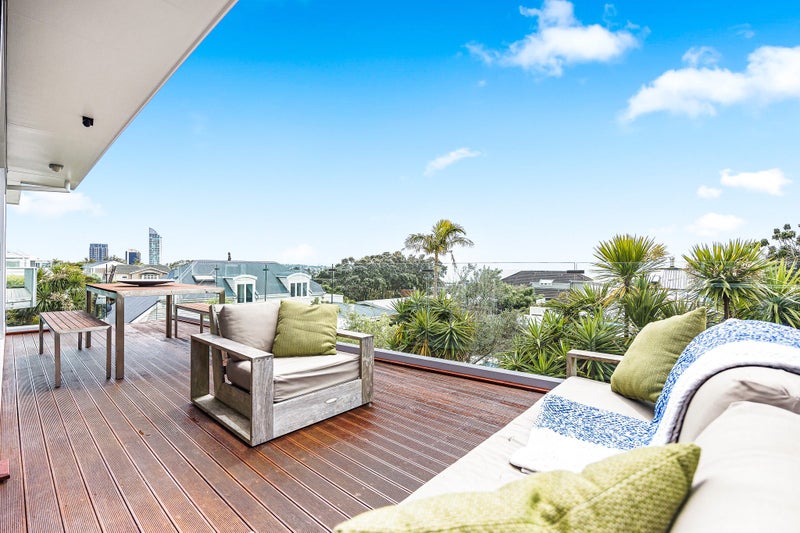 Charming Coastal Bliss | Panoramic Views64240932648193114