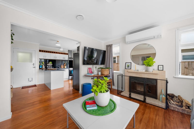 Coddington Crescent Treasure!!!64240932663809113