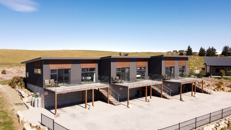 Lake Tekapo three-unit investment64241125958787110