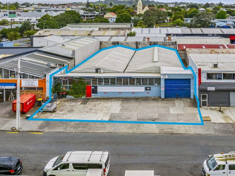 Think Outside The Box64241465395459110