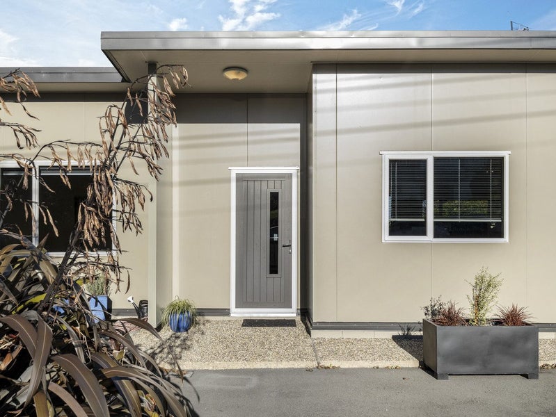 Don't Miss This - Modern & Spacious64241987943043112