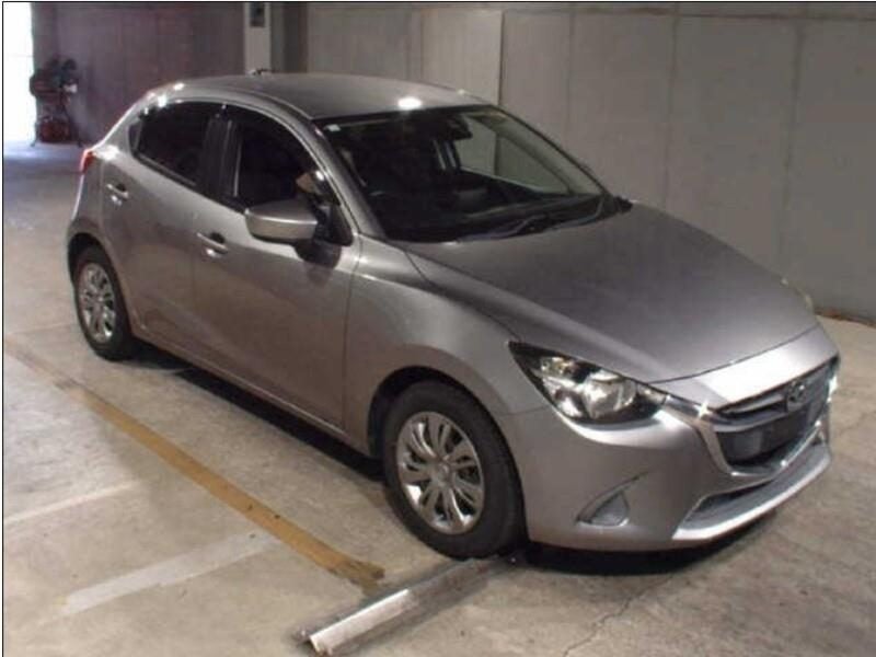 2016 Mazda Demio 13S/PUSH START/REVERSE CAMERA/...64242506877954110