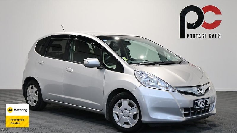 2011 Honda Fit Hybrid, Apple Car Play Radio, Re...64242506963329110