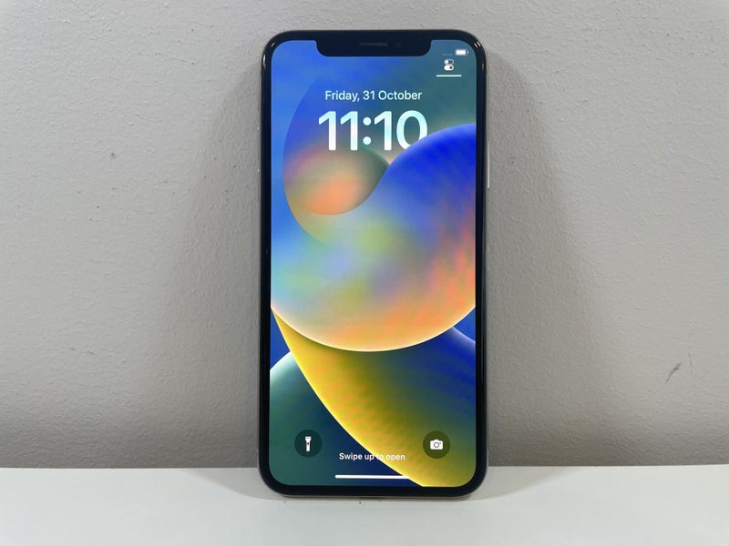Apple iPhone X 64GB Silver - Used Condition64242693477889110