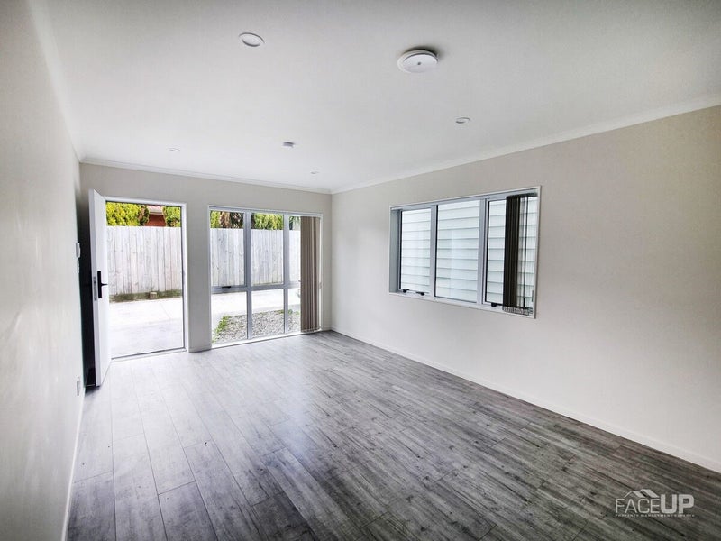 Papakura, 3 bedrooms64243064640130114