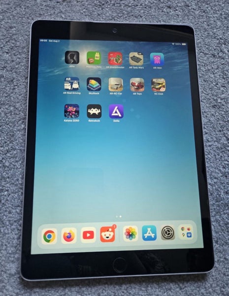 ipad 9th generation 64 gb comes with charger and cable Carousel 1