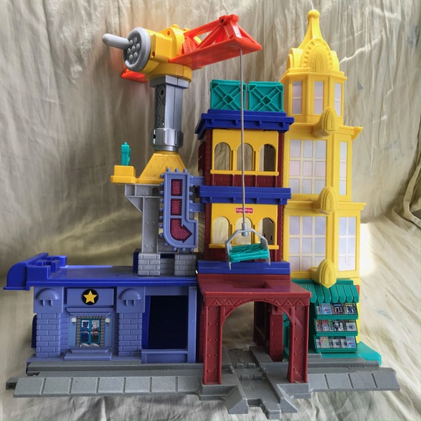 A HUGE Fisher price GeoTrax train set (stored in 5x 100L bins!)64328235847170111