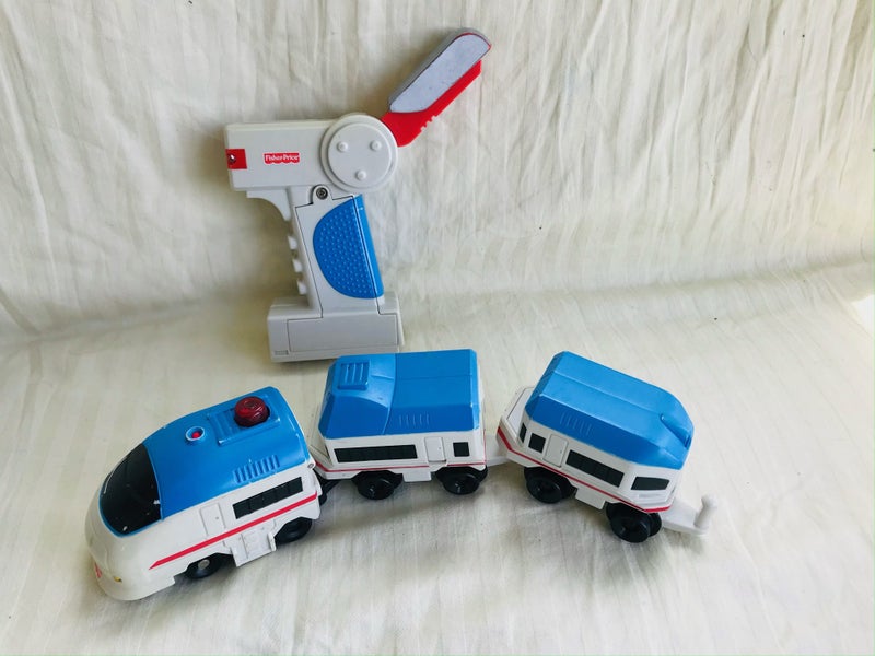 A HUGE Fisher price GeoTrax train set (stored in 5x 100L bins!)64328235847170112