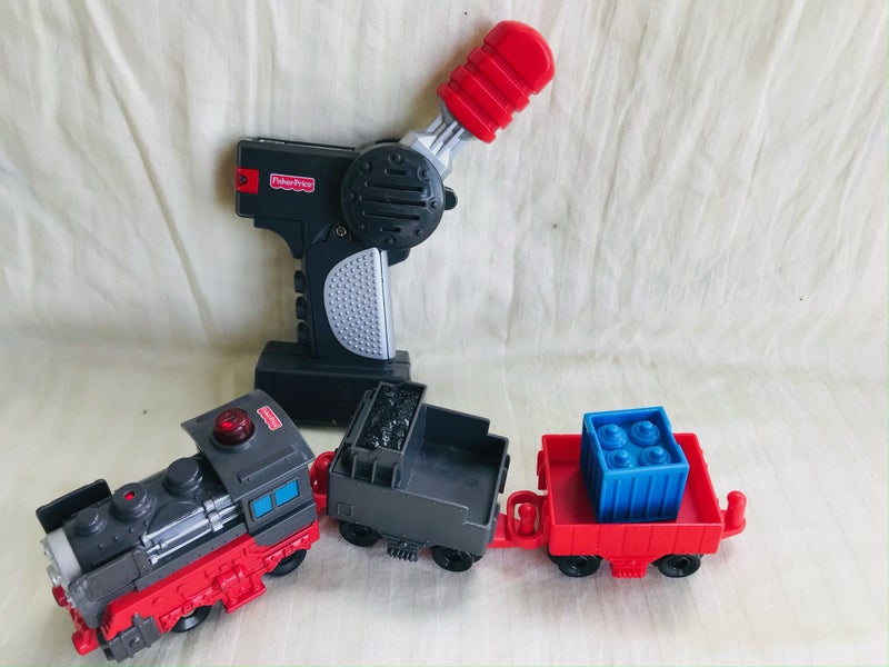 A HUGE Fisher price GeoTrax train set (stored in 5x 100L bins!)64328235847170113