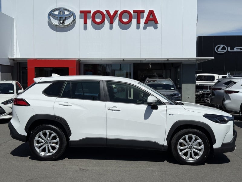 2024 Toyota Corolla Cross GX 2.0P HEV ECVT FWD...64250464677634113