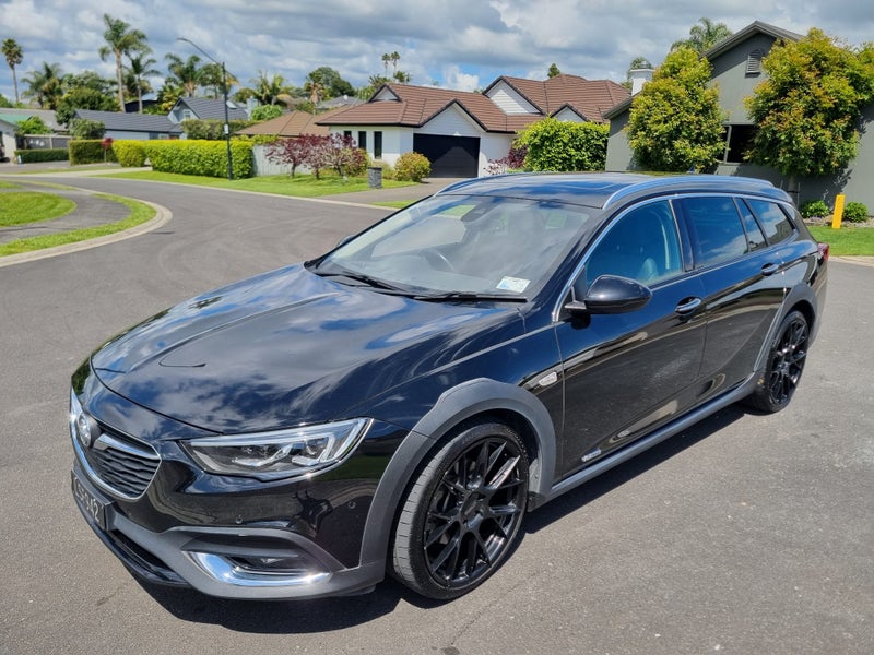 2018 Holden Commodore Calais V Tourer64250648626690111