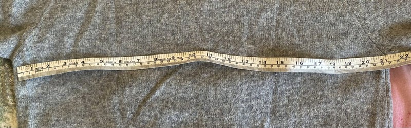 PRINGLE VINTAGE CLASSIC - PRICE REDUCTION!! BUY NOW $50!!64441559734915114