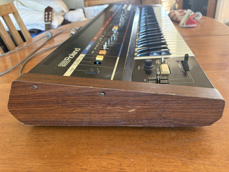 Roland JUNO-60 + flight case + DCB MIDI interface (Wellington)64252209829379111