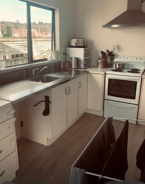 Pomare, 2 bedrooms64252062005890111