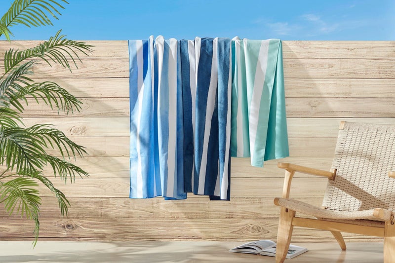 Ovela Sand-Free Quick-Dry Beach Towel (Mint Green) Carousel 6