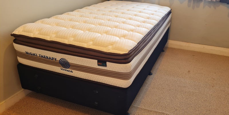 King Single Mattress & Base64252847259139110
