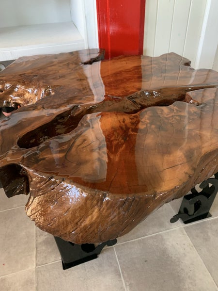 Swamp kauri coffee table64365768672897114