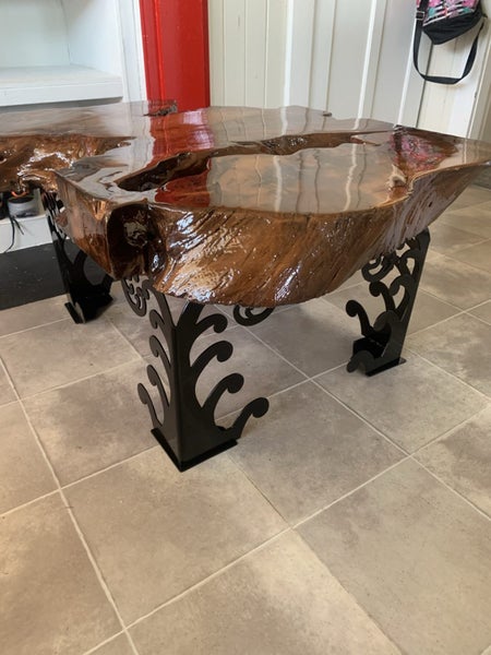 Swamp kauri coffee table64365768672897110