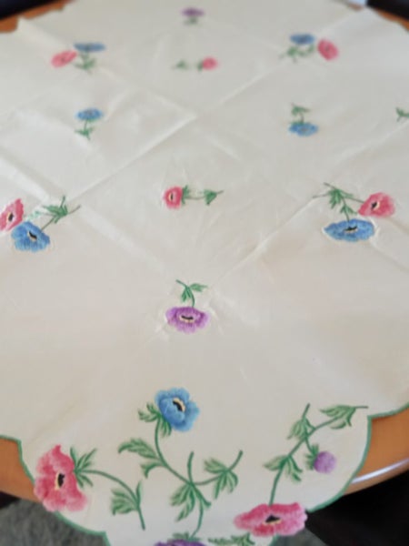 Beautiful bright floral embroidered linen tablecloth Carousel 4