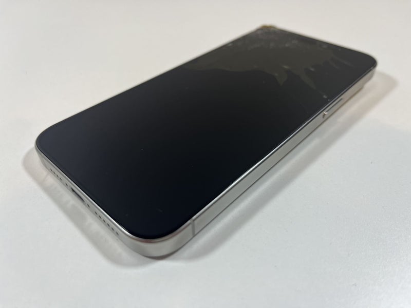 Broken iPhone 15 Pro Max 256gb64254295750018110