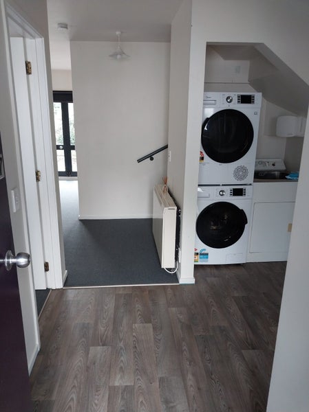 Upper Riccarton, 5 bedrooms64254488662017113