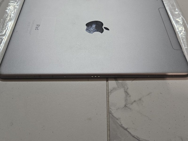 iPad Pro 9.7 128GB (A1674/ 2016 9.7inch) software bypassed 0661 Carousel 8