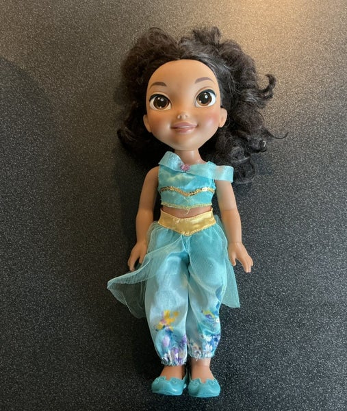 Disney Aladdin Princess Jasmine toddler doll Carousel 1