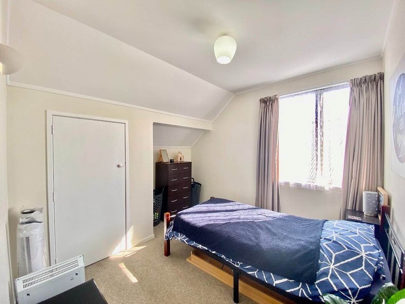 Epsom, 3 bedrooms64582248741249114