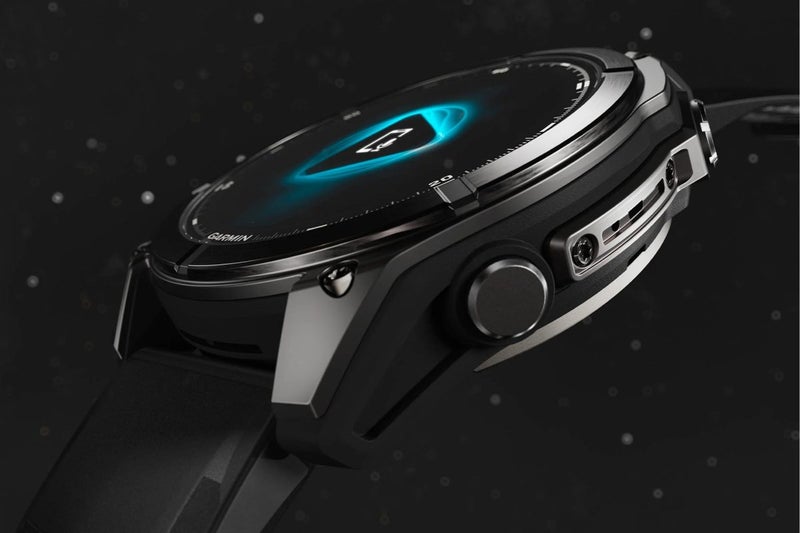 Garmin Fenix 8 AMOLED Sapphire Smart Sports Watch (Carbon Grey DLC Titanium with Carousel 11