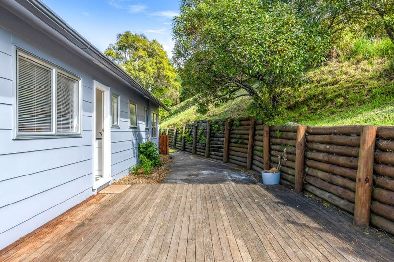 Privacy, Sun and Views Above the Valley64259875911554112