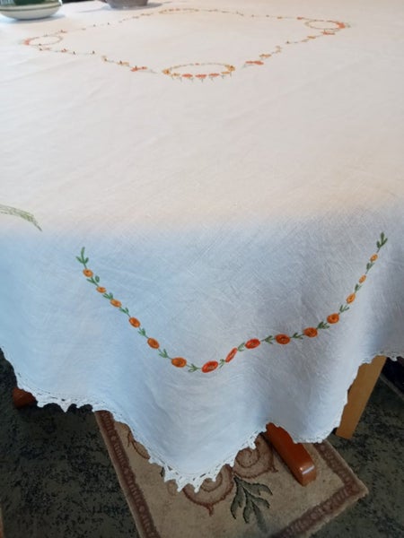 Beautiful floral embroidered linen tablecloth Carousel 4
