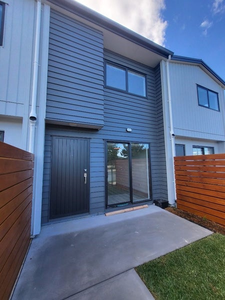 Pukekohe, 2 bedrooms64259112976898113
