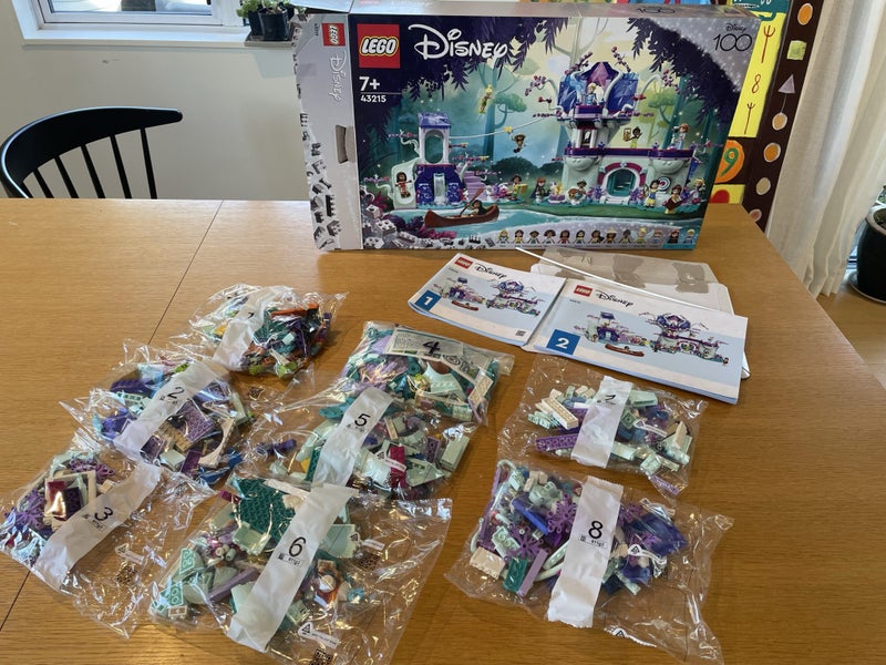 LEGO - Classic Disney 100 - The Enchanted Treehouse - Princess edition64259872410369112