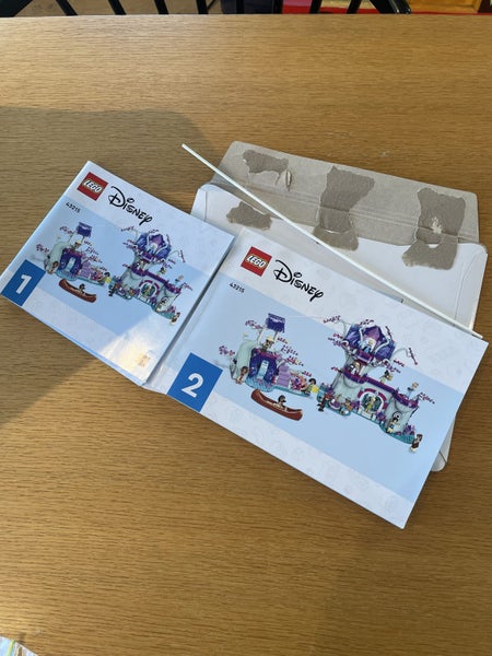 LEGO - Classic Disney 100 - The Enchanted Treehouse - Princess edition64259872410369114