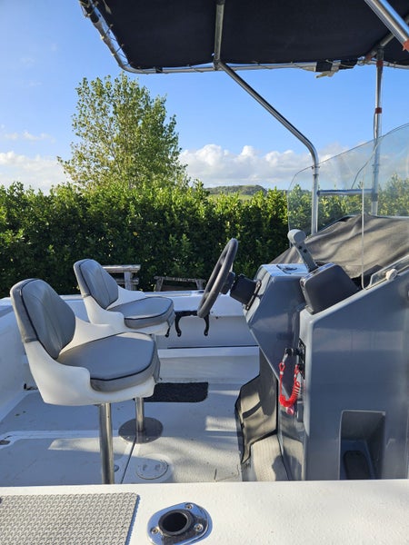 16 ft center console64260099336323112