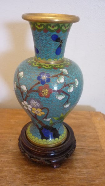 CLOISONNE VASE Carousel 1